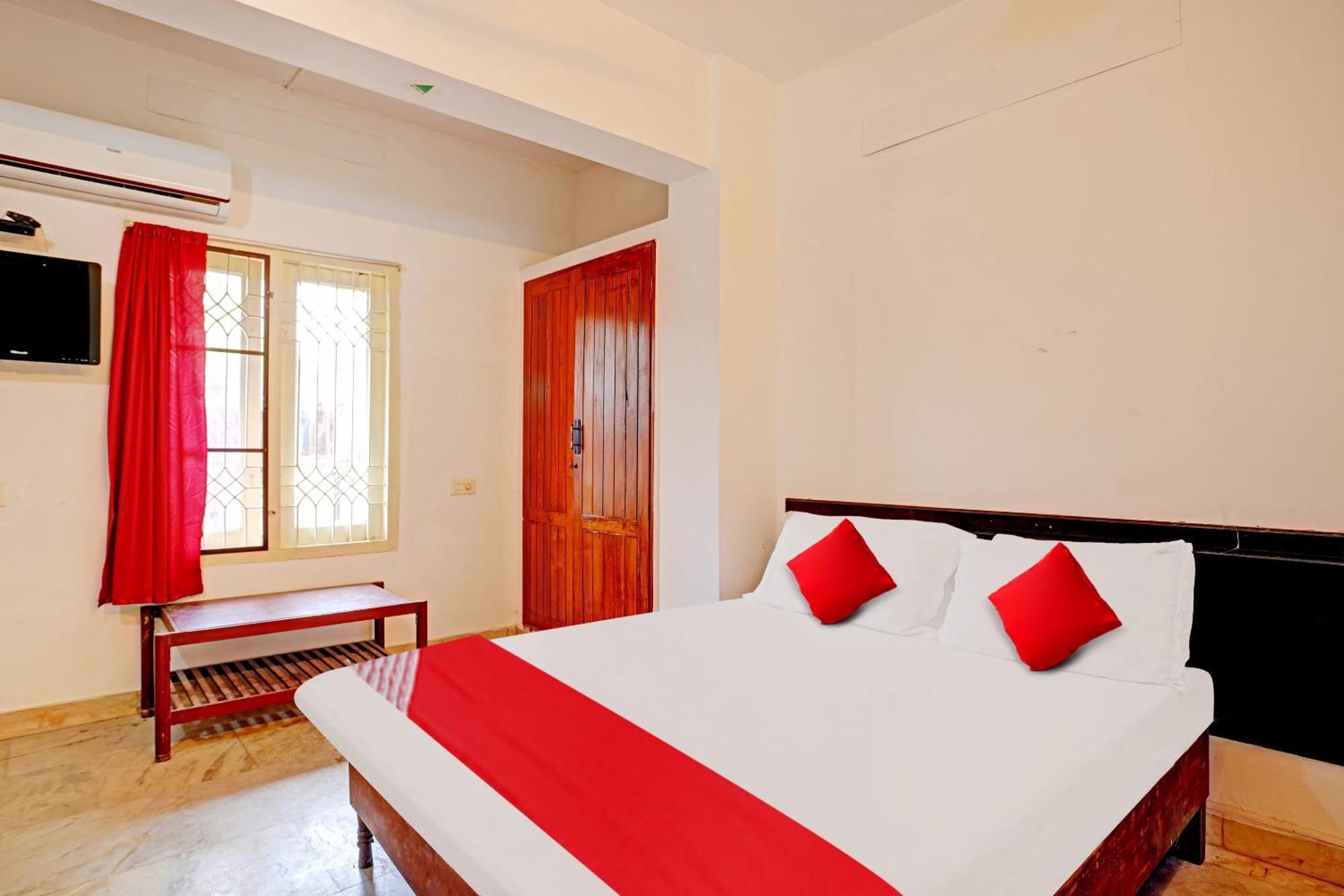 Hotel O Safa Inn Trippapur 外观 照片
