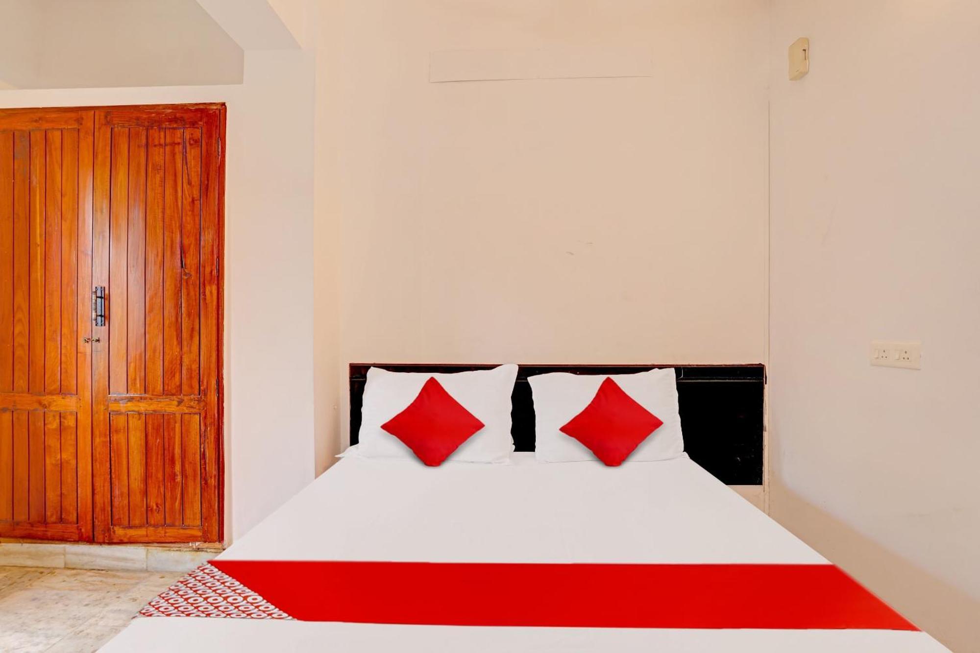 Hotel O Safa Inn Trippapur 外观 照片
