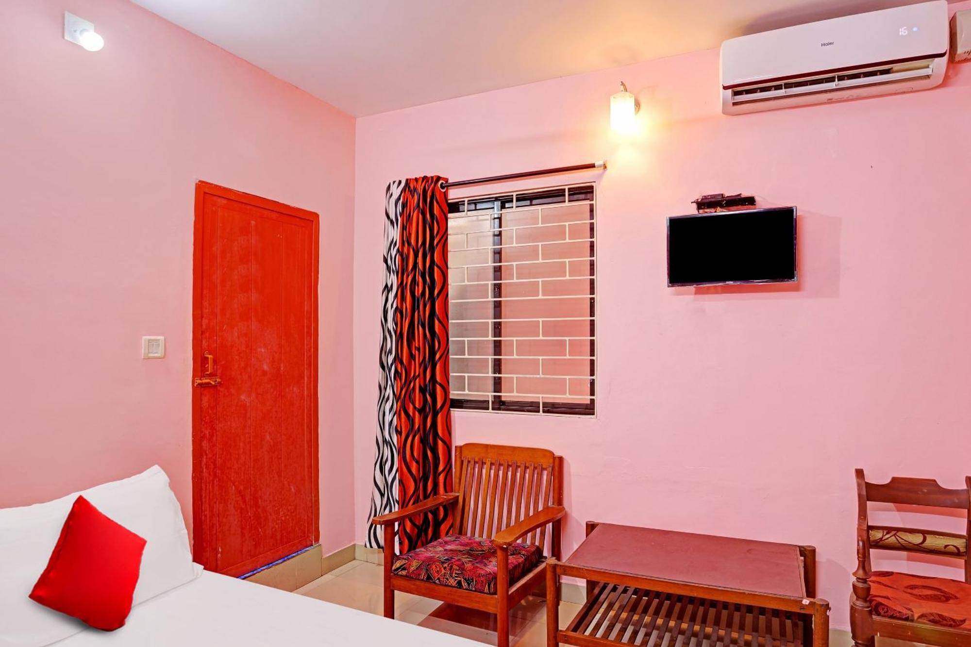 Hotel O Safa Inn Trippapur 外观 照片