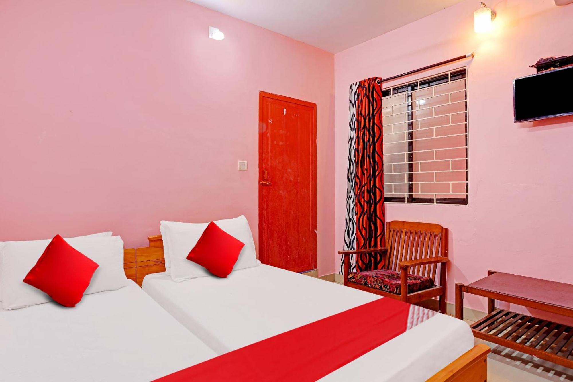 Hotel O Safa Inn Trippapur 外观 照片
